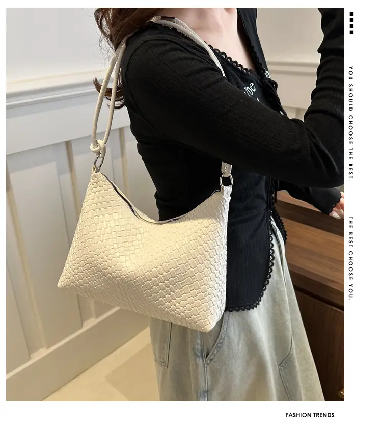 White Woven Women's Large Capacity Handbag — feature 1