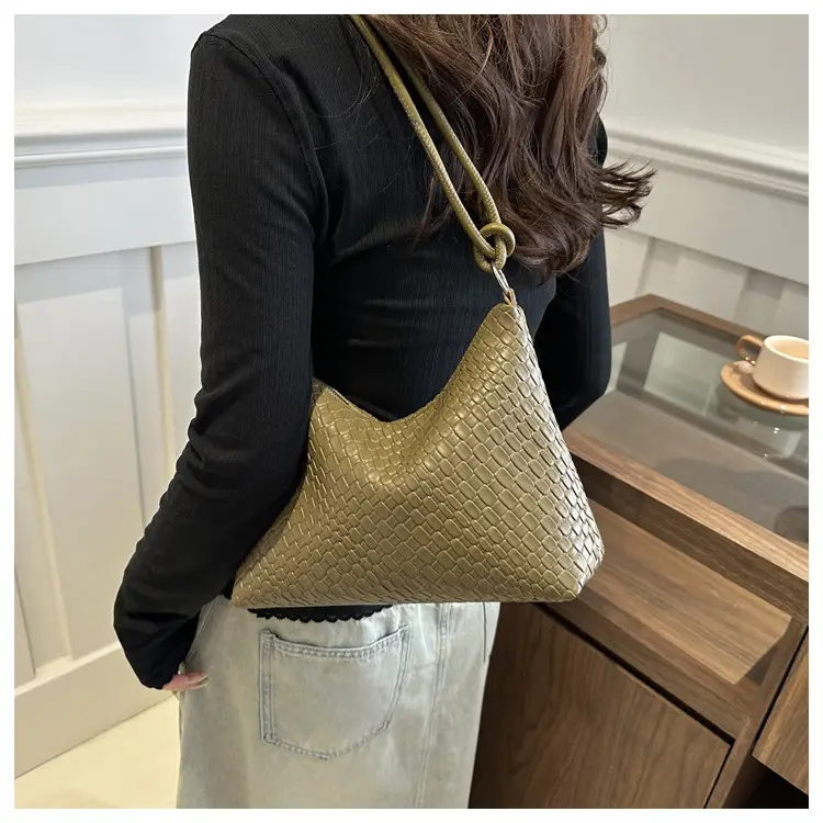 White Woven Women's Large Capacity Handbag — feature 12