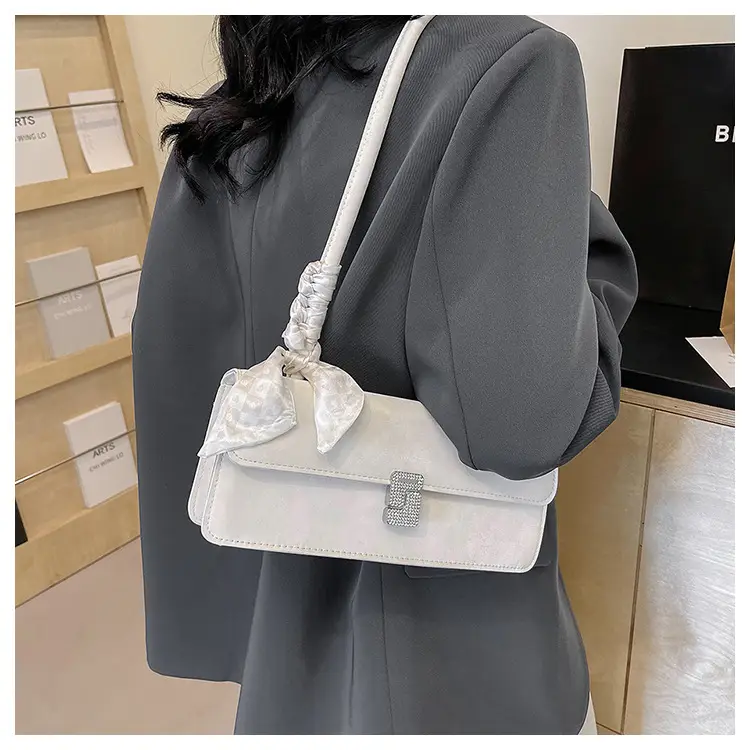 Silver Ribbon Lock Shoulder Bag for Women - Image 8