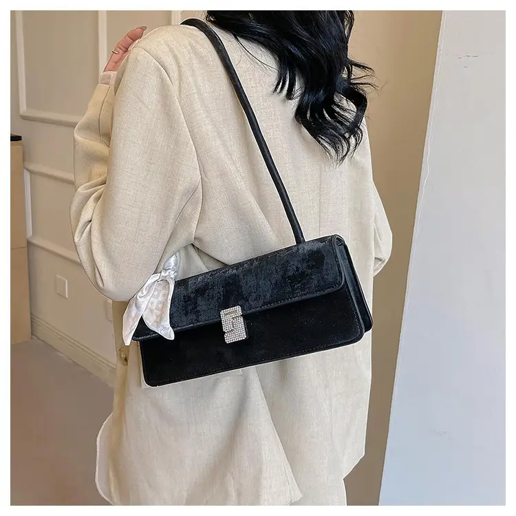 Silver Ribbon Lock Shoulder Bag for Women — feature 23