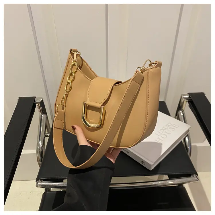 Vintage Women's Shoulder Bag Black 2024 Spring Summer — feature 21