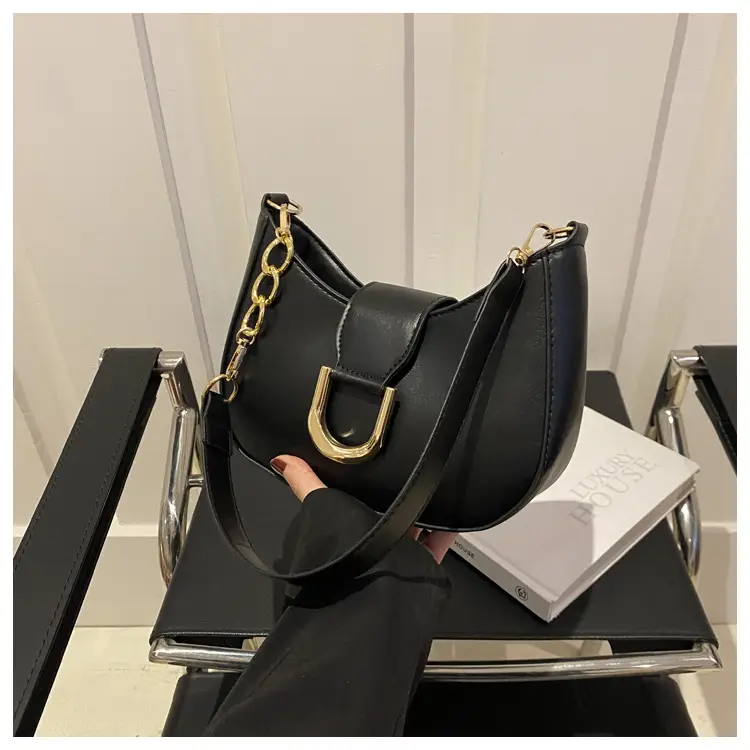 Vintage Women's Shoulder Bag Black 2024 Spring Summer — feature 22