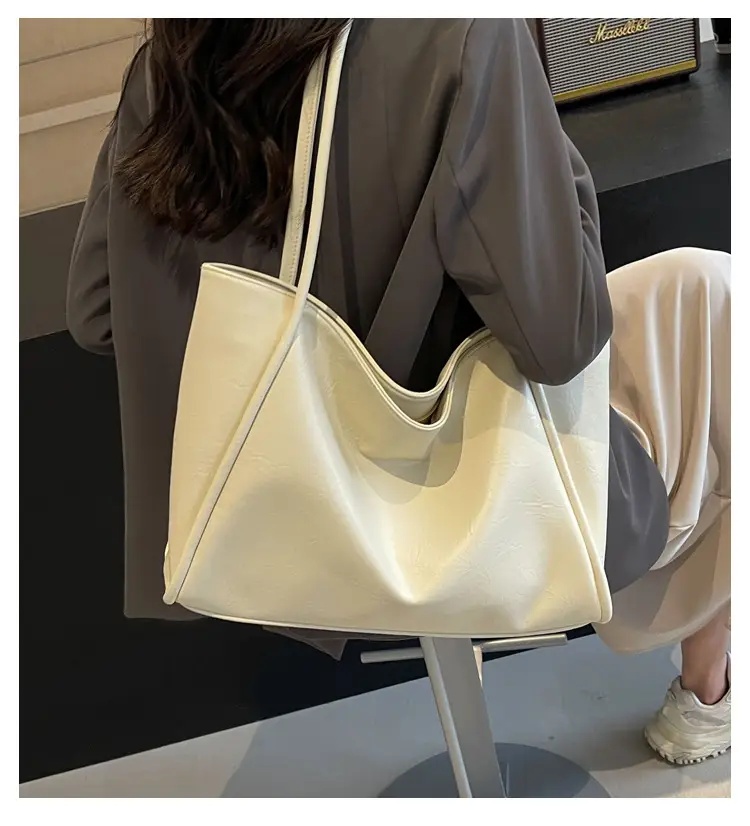 Black Leather Tote Bag for Women Summer 2024 — feature 1