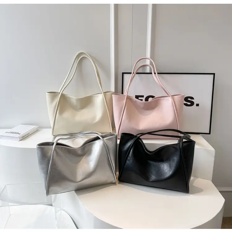 Black Leather Tote Bag for Women Summer 2024 — feature 12