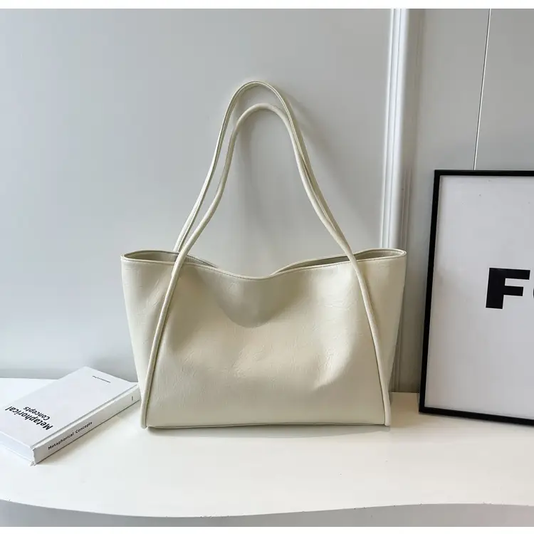 Black Leather Tote Bag for Women Summer 2024 — feature 14
