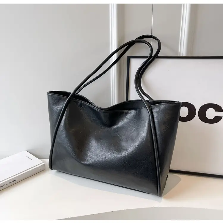 Black Leather Tote Bag for Women Summer 2024 — feature 19