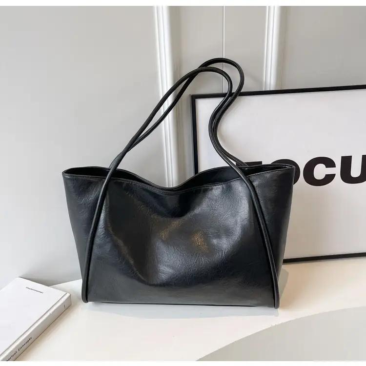 Black Leather Tote Bag for Women Summer 2024 — feature 20
