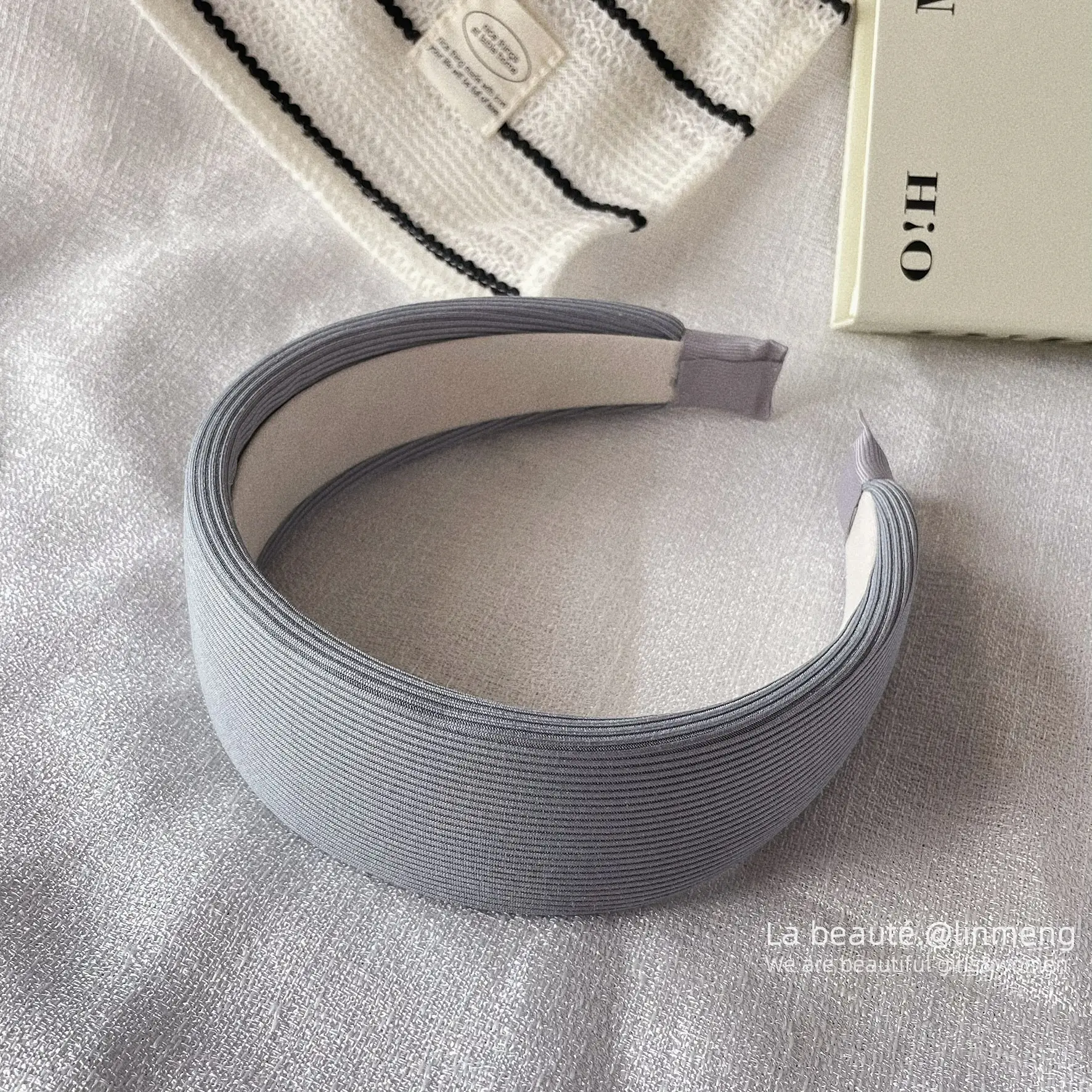 Gray Textured Korean Style Headband for Women - Image 16