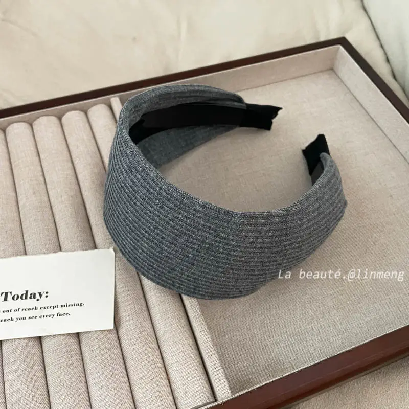 Gray Textured Korean Style Headband for Women - Image 3