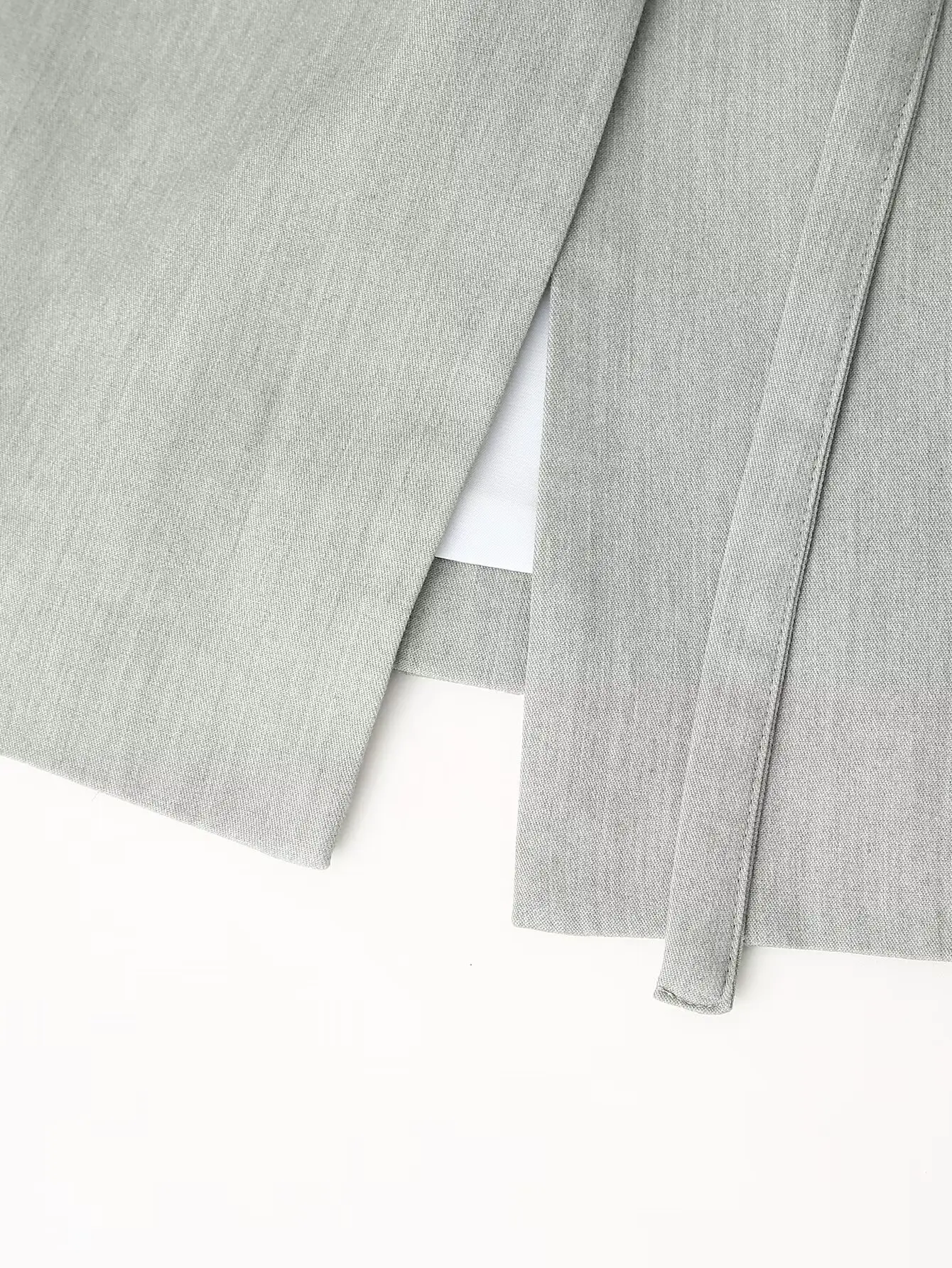 Women 2-Piece Grey Belted Suit Jacket & Shorts Set — feature 12