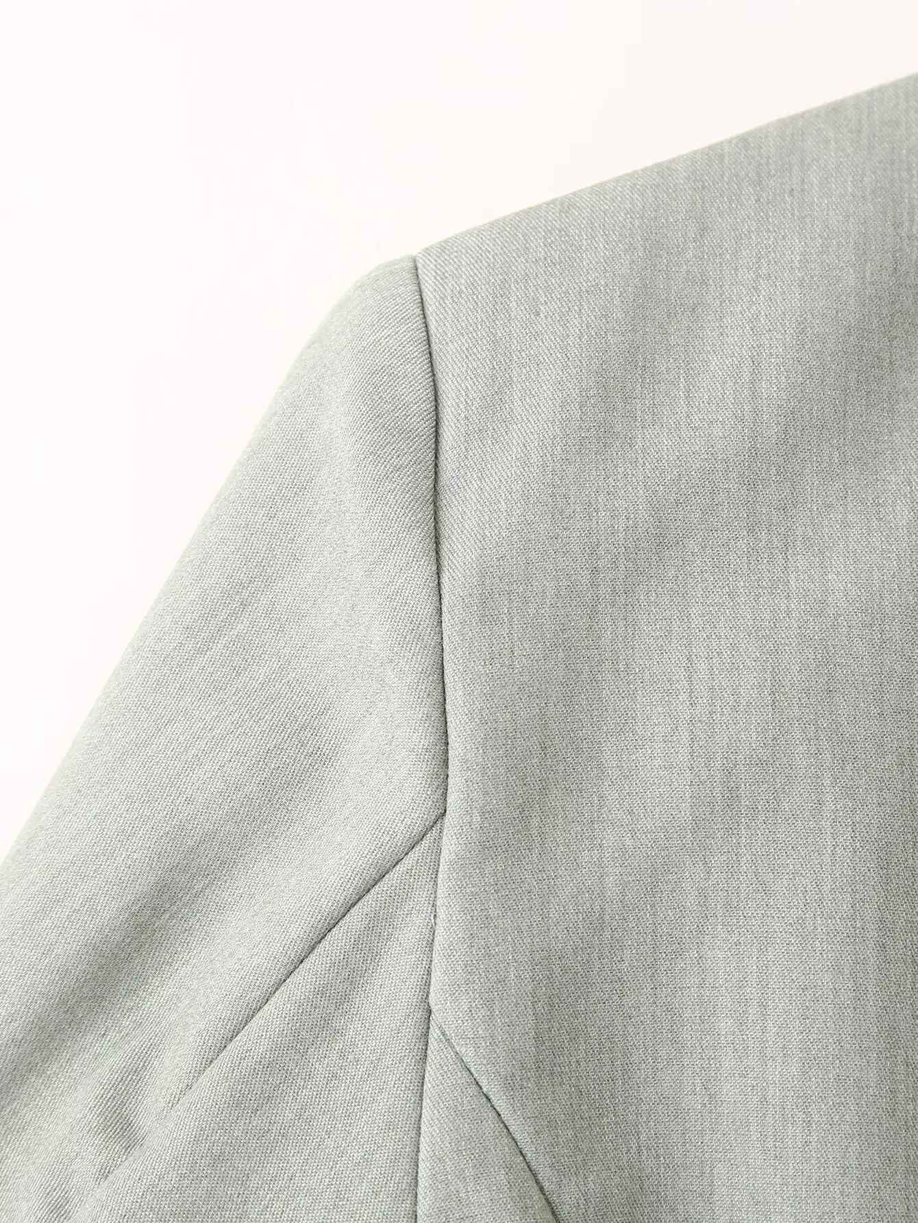 Women 2-Piece Grey Belted Suit Jacket & Shorts Set — feature 18