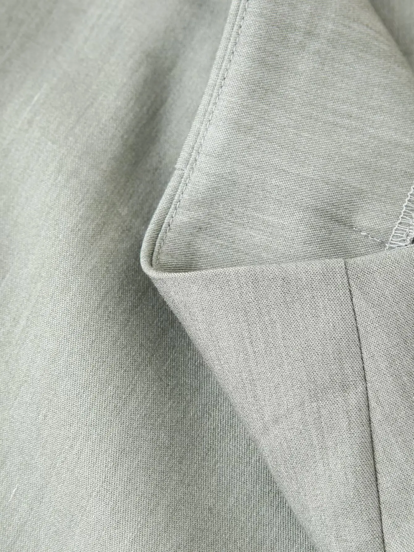 Women 2-Piece Grey Belted Suit Jacket & Shorts Set — feature 32