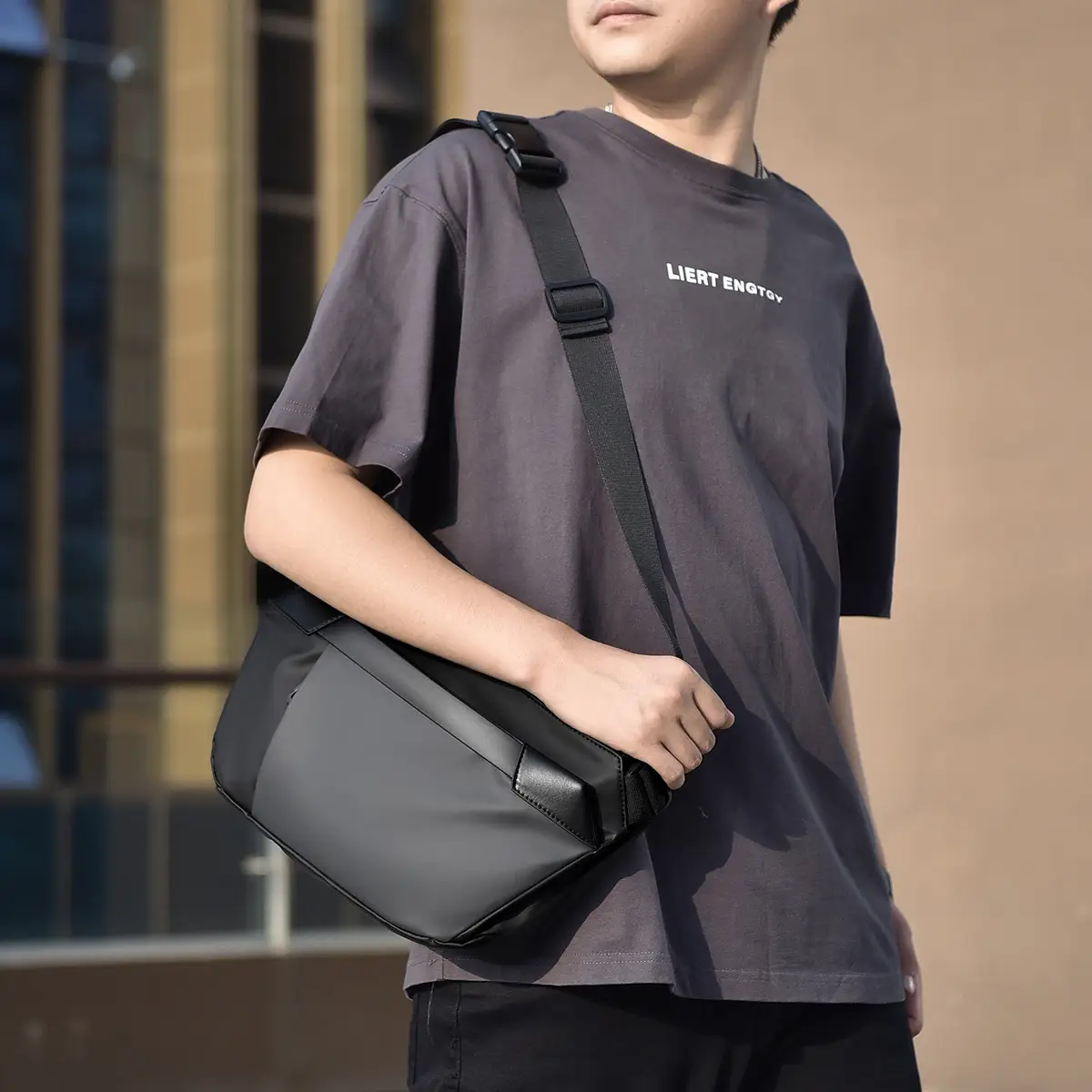 Men's Korean Style Crossbody Bag Black Grey All-match - Image 6