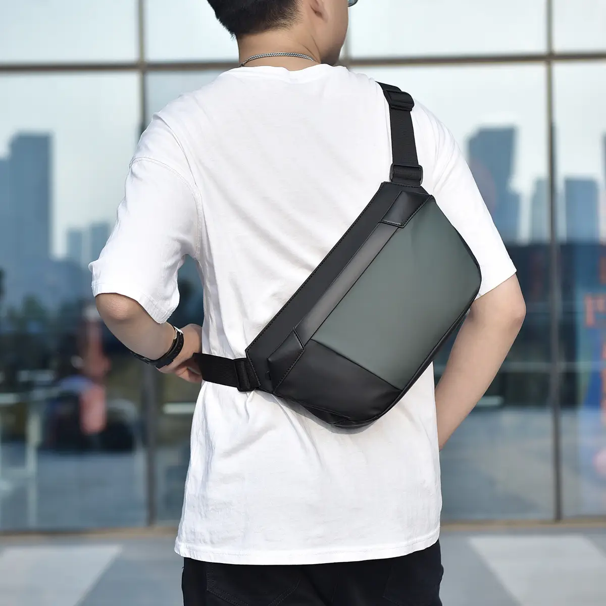 Men's Korean Style Crossbody Bag Black Grey All-match - Image 7