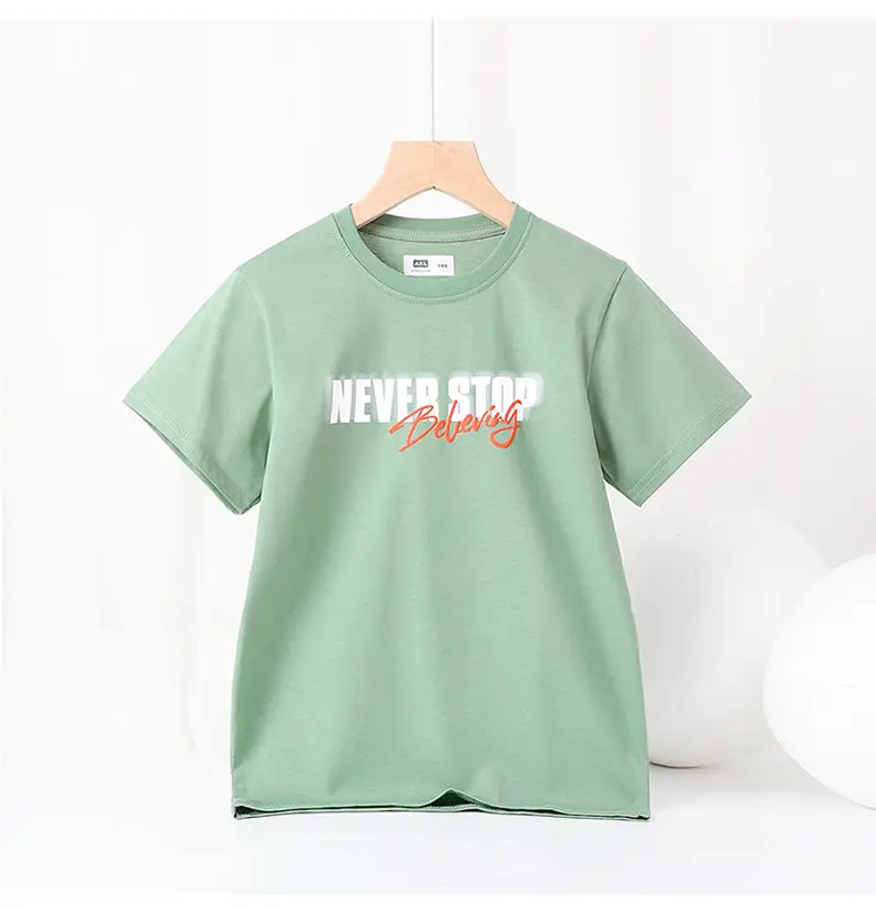 Korean Boys Black T-Shirt Never Stop Running Fan Print — feature 39