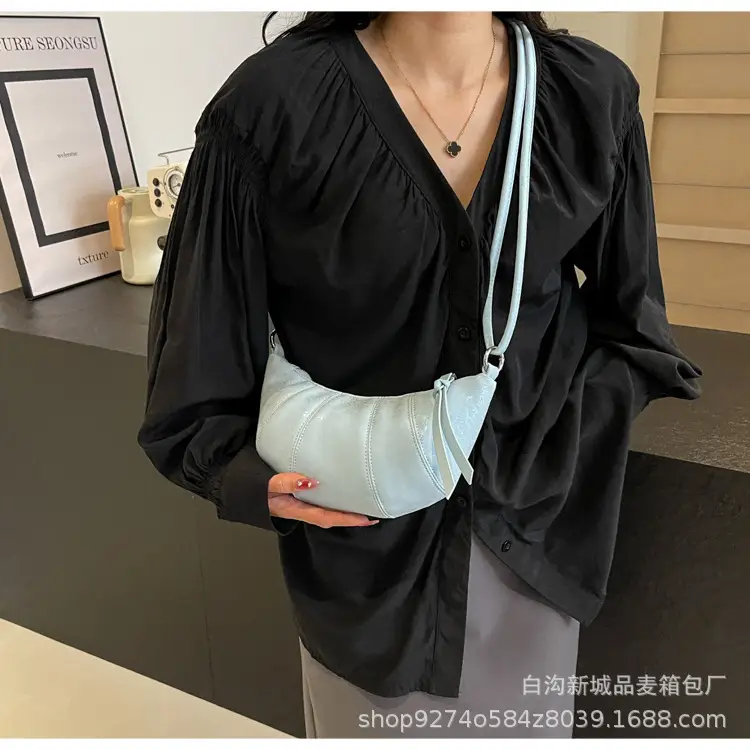 Black French Niche Shoulder Crossbody Bag for Women — feature 16