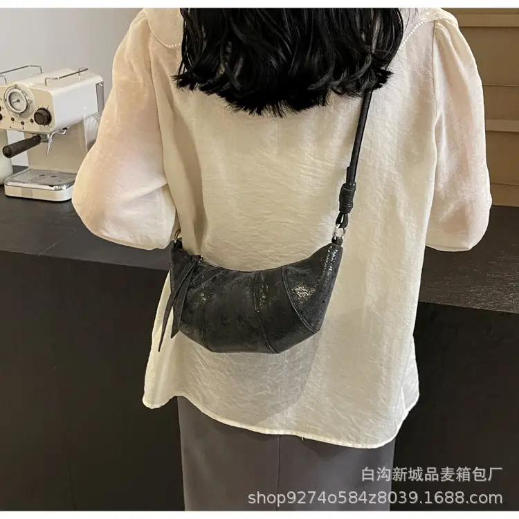 Black French Niche Shoulder Crossbody Bag for Women — feature 20