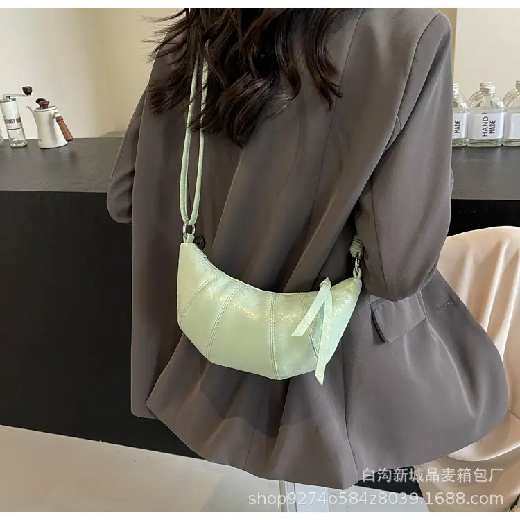 Black French Niche Shoulder Crossbody Bag for Women — feature 23
