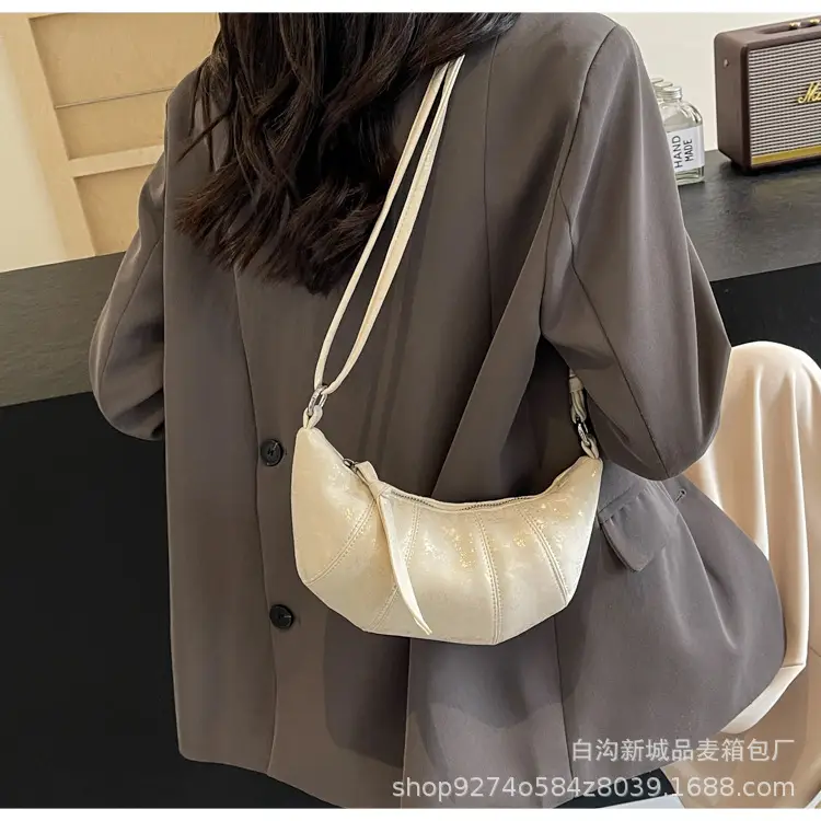 Black French Niche Shoulder Crossbody Bag for Women — feature 27