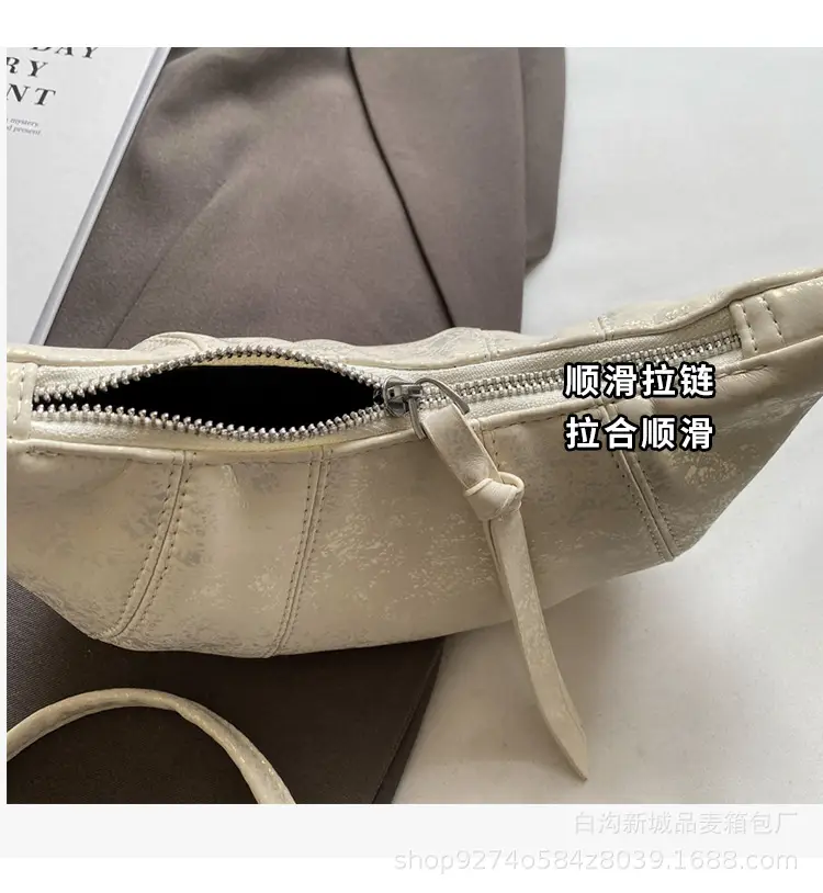 Black French Niche Shoulder Crossbody Bag for Women — feature 5