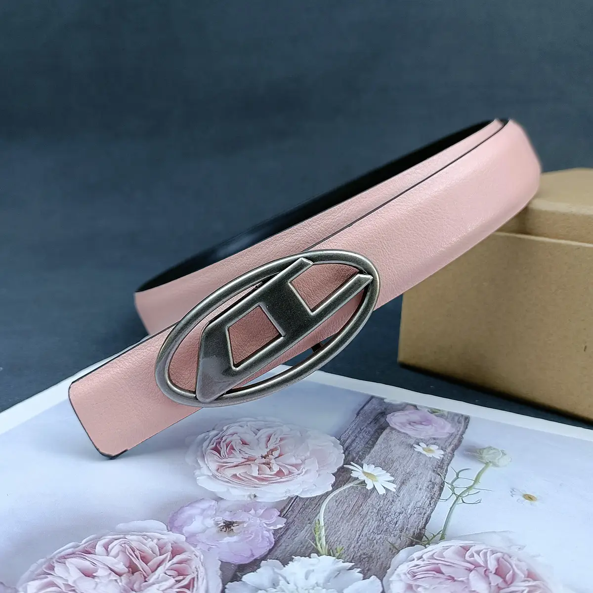 White Leather Belt with Logo Buckle for Women — feature 37