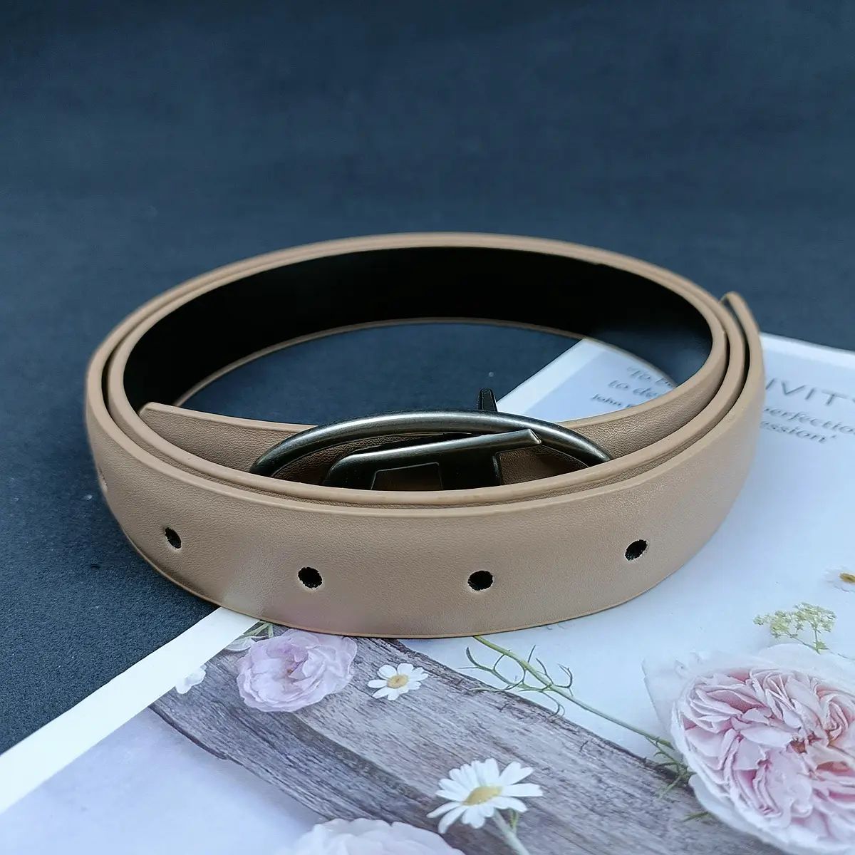 White Leather Belt with Logo Buckle for Women - Image 12