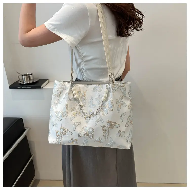 Women's Embroidered Canvas Shoulder Bag 2024 New — feature 15