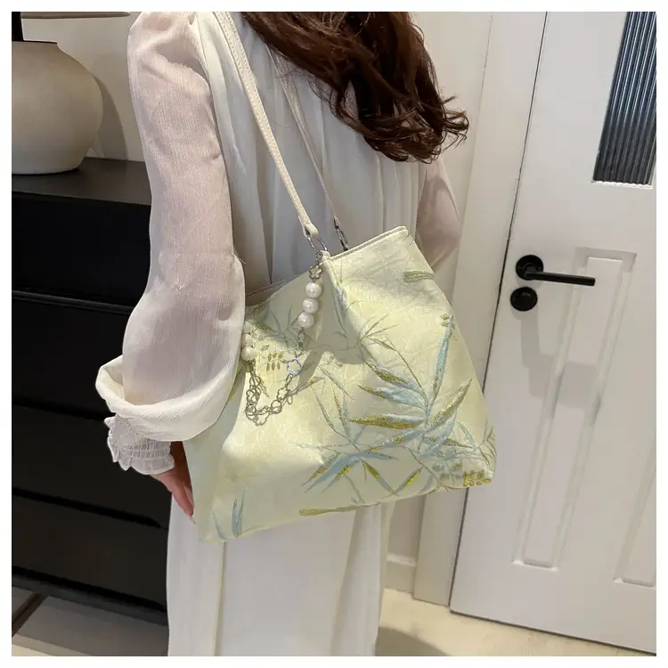 Women's Embroidered Canvas Shoulder Bag 2024 New — feature 19