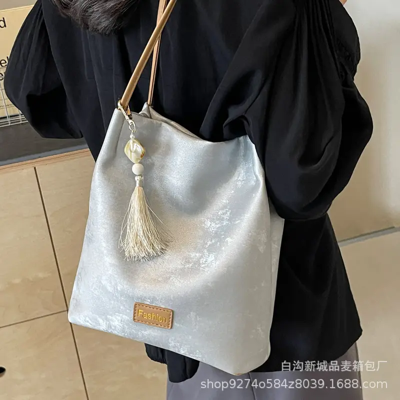 Black Velvet Underarm Bag for Women 2026 - Image 8