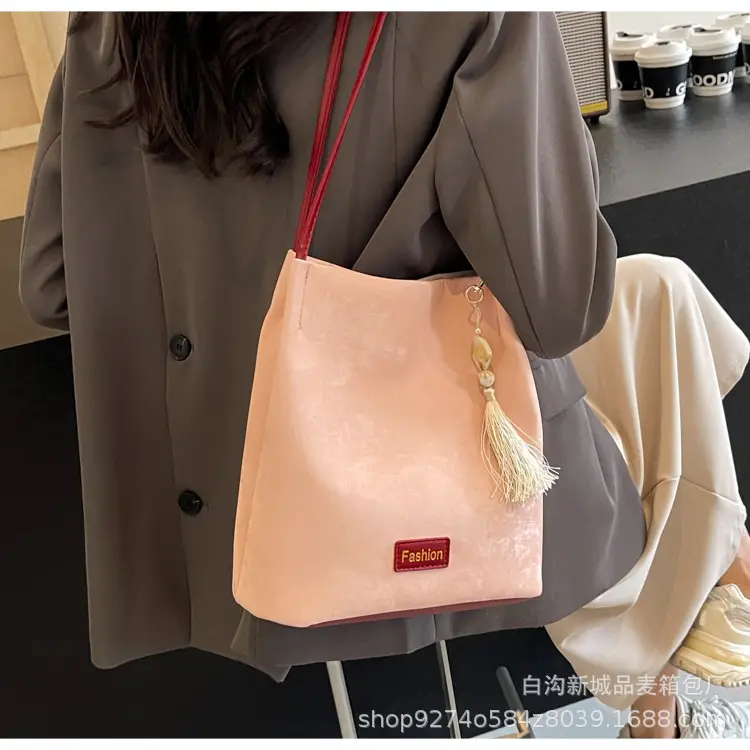 Black Velvet Underarm Bag for Women 2026 — feature 24