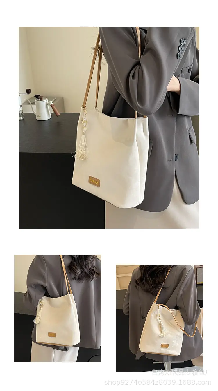 Black Velvet Underarm Bag for Women 2026 — feature 9
