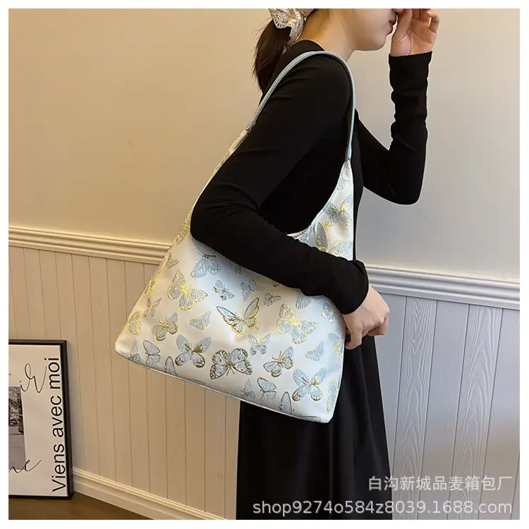 Embroidered Large Shoulder Bag Women 2026 New Style — feature 10