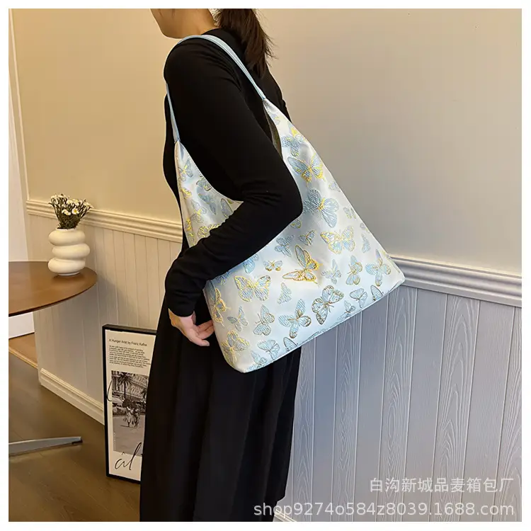 Embroidered Large Shoulder Bag Women 2026 New Style — feature 13