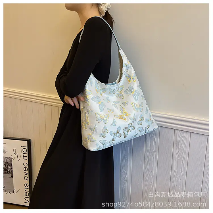Embroidered Large Shoulder Bag Women 2026 New Style — feature 14