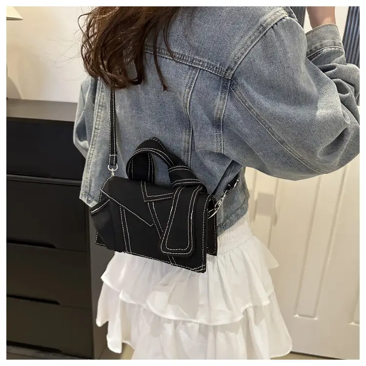 Women's Personalized Crossbody Bag 2024 New Commuter Portable Korean Style — feature 28