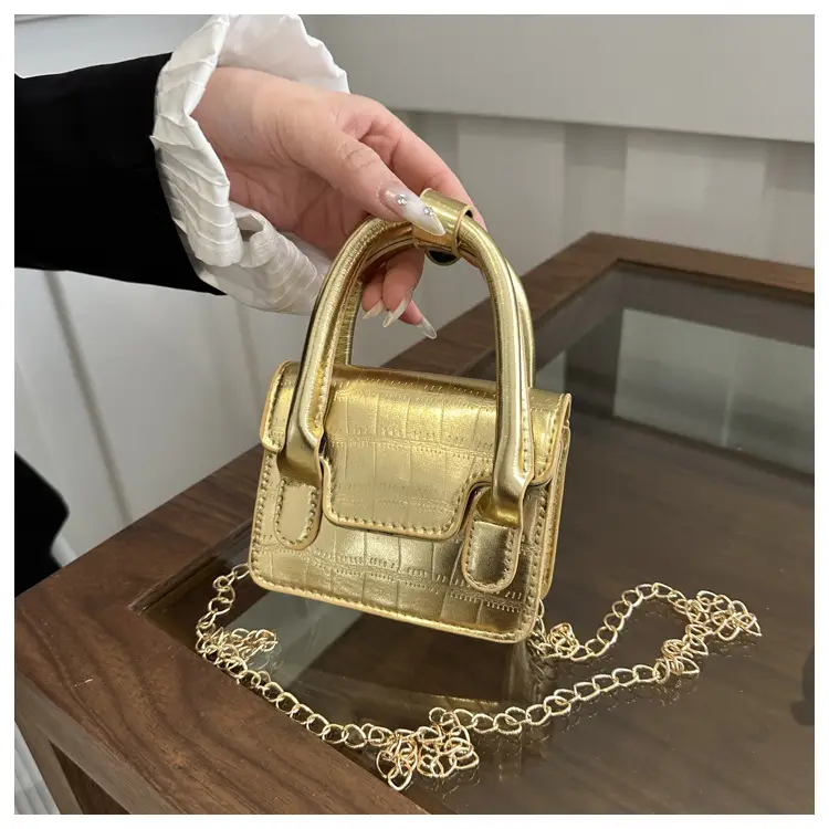 Silver Mini Chain Shoulder Bag for Women 2024 — feature 15