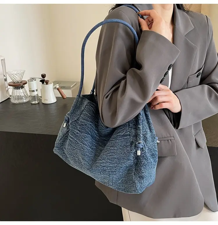 Women's 2024 Denim Shoulder Bag Large Capacity Korean Style — feature 16