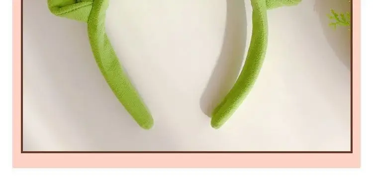 Three-Eyed Cute Green Cartoon Headband for Women — feature 4