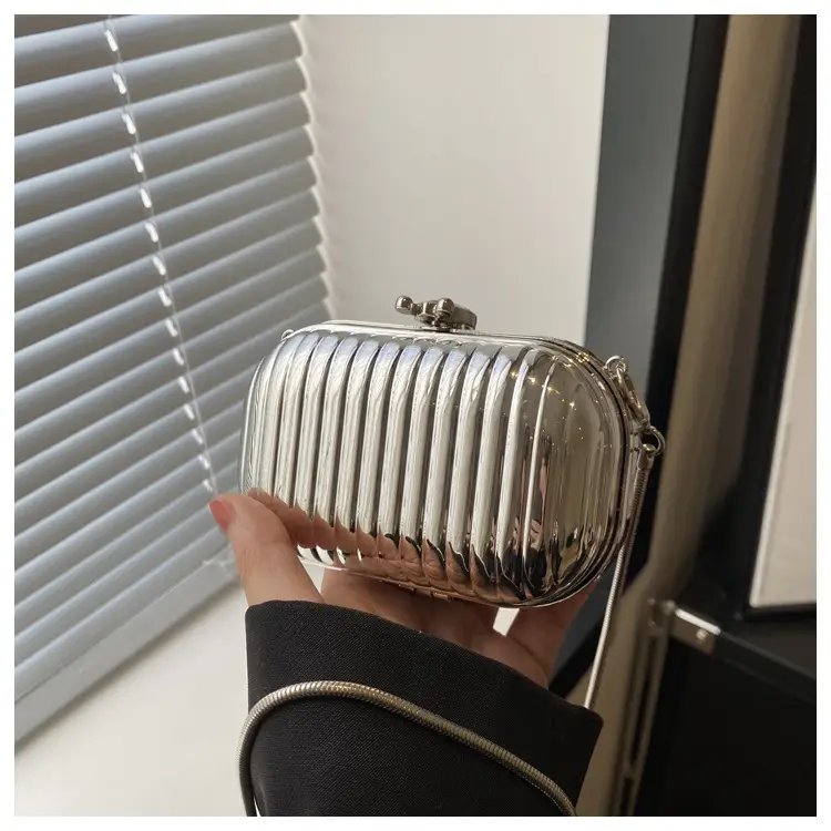 Silver Chain Shoulder Bag for Women 2024 Spring New — feature 13