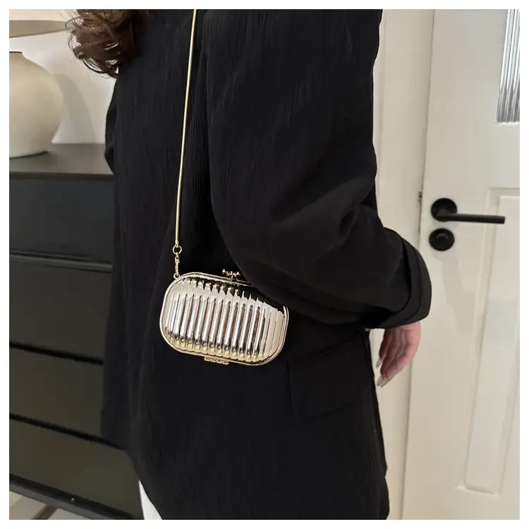Silver Chain Shoulder Bag for Women 2024 Spring New — feature 42