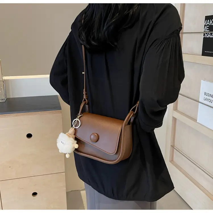 Women's 2024 Retro Square Shoulder Bag Brown Cream — feature 15