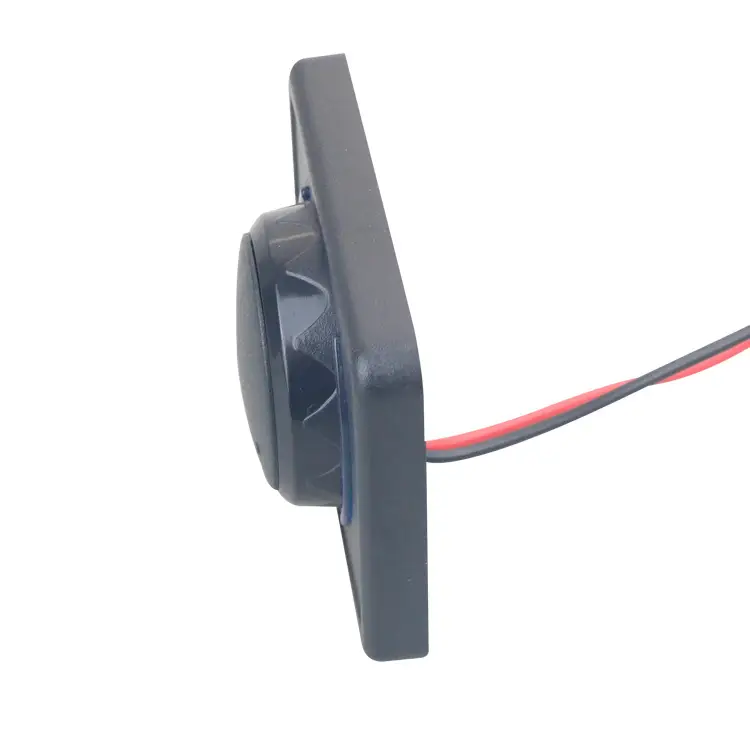USB Charger with LED Aperture 3.1A Automotive Use - Image 4