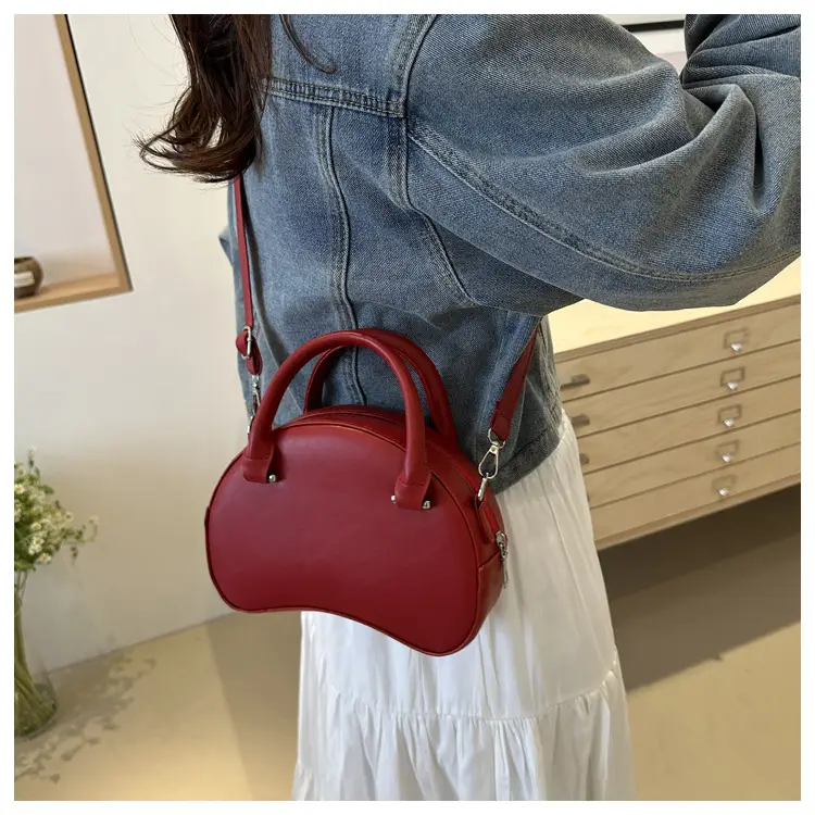 Women Semi-Circular Shoulder Bag Black 2024 - Image 8