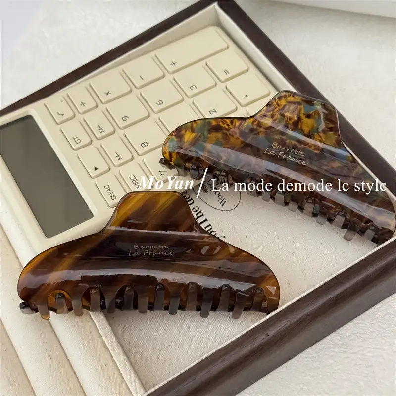 Elegant Acetic Acid Hair Clip for Women
