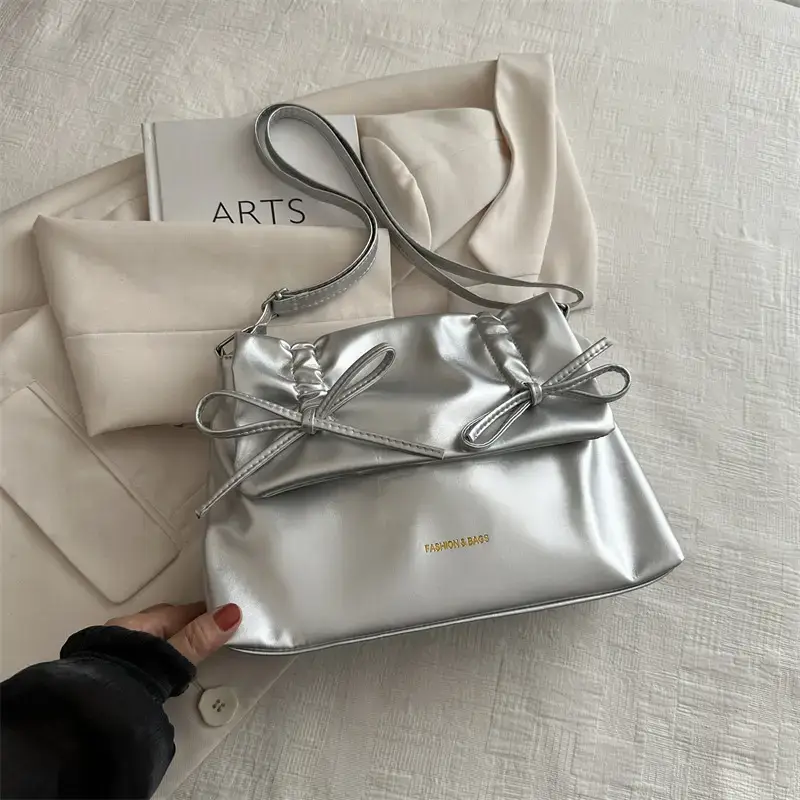 Black Bow Pleated Shoulder Bag for Women - Image 3
