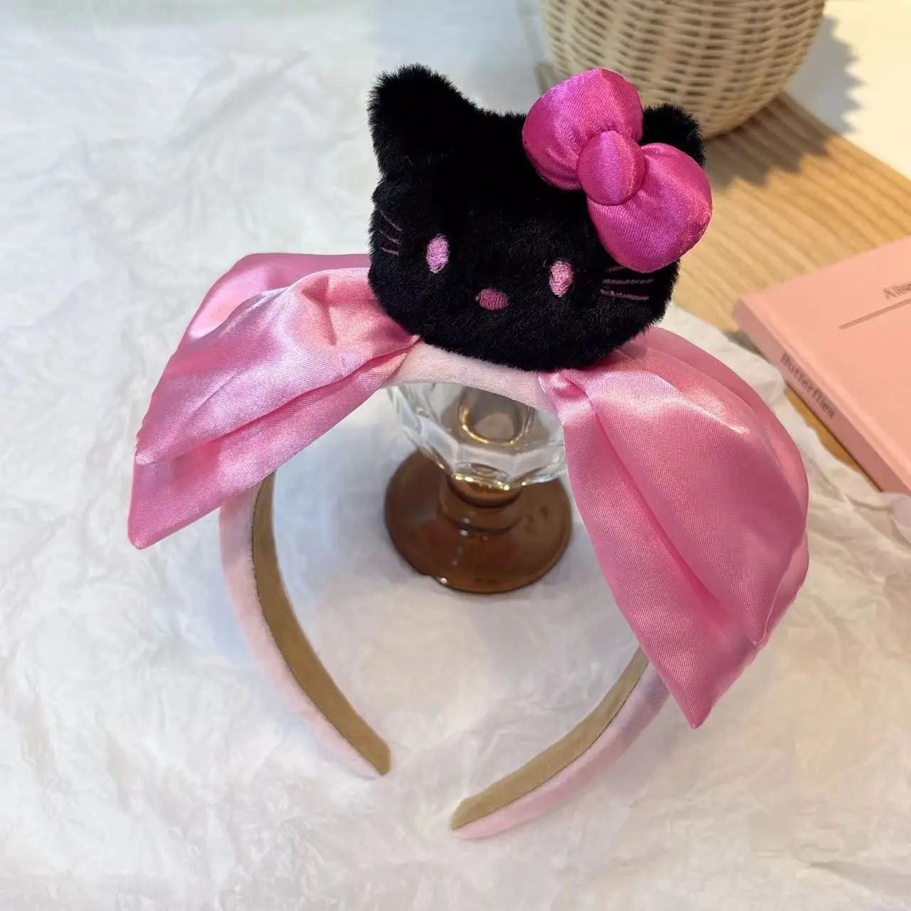 KT Bow Headband Women Cute Cartoon Hair Stamp 2024 — feature 20