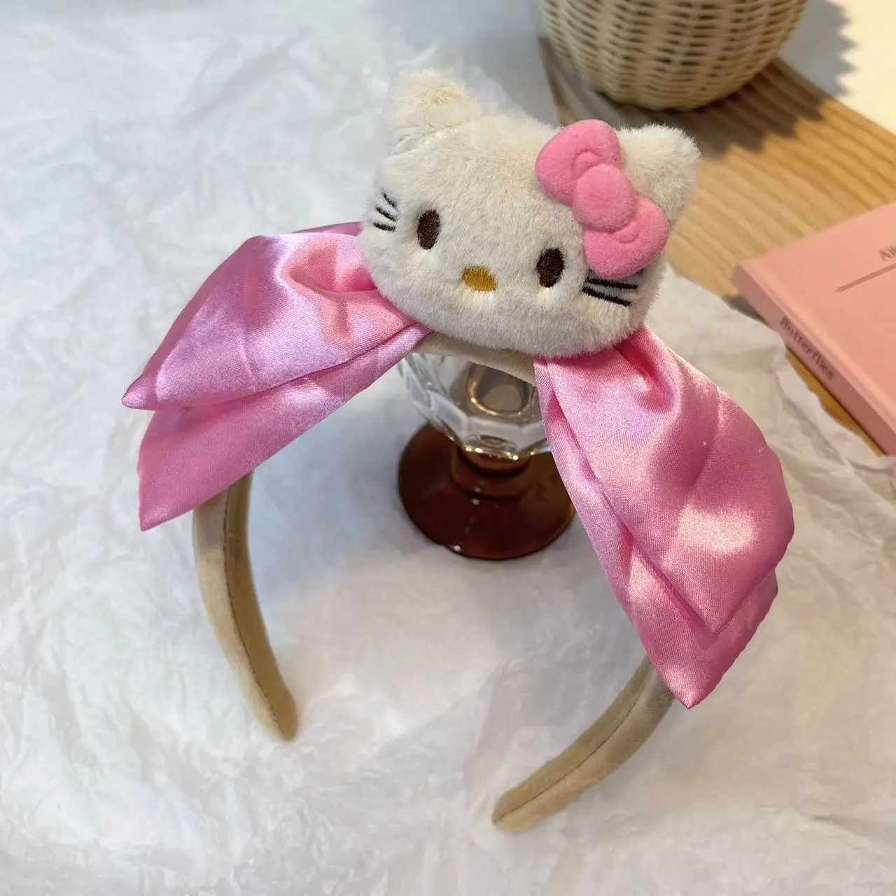KT Bow Headband Women Cute Cartoon Hair Stamp 2024 — feature 17
