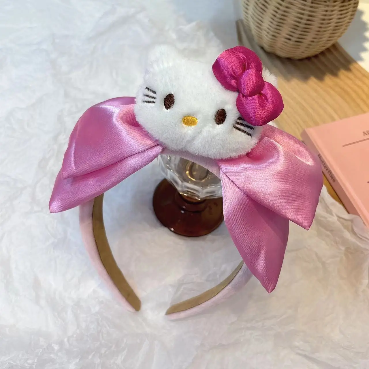 Rose Bow-White KT Powder Hair Hoop