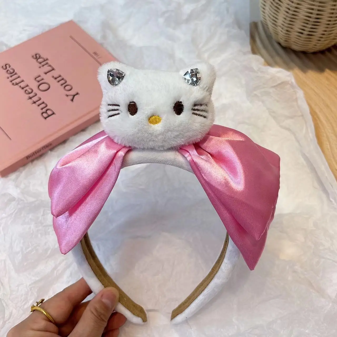 Triangle Diamond-White KT White Hair Hoop