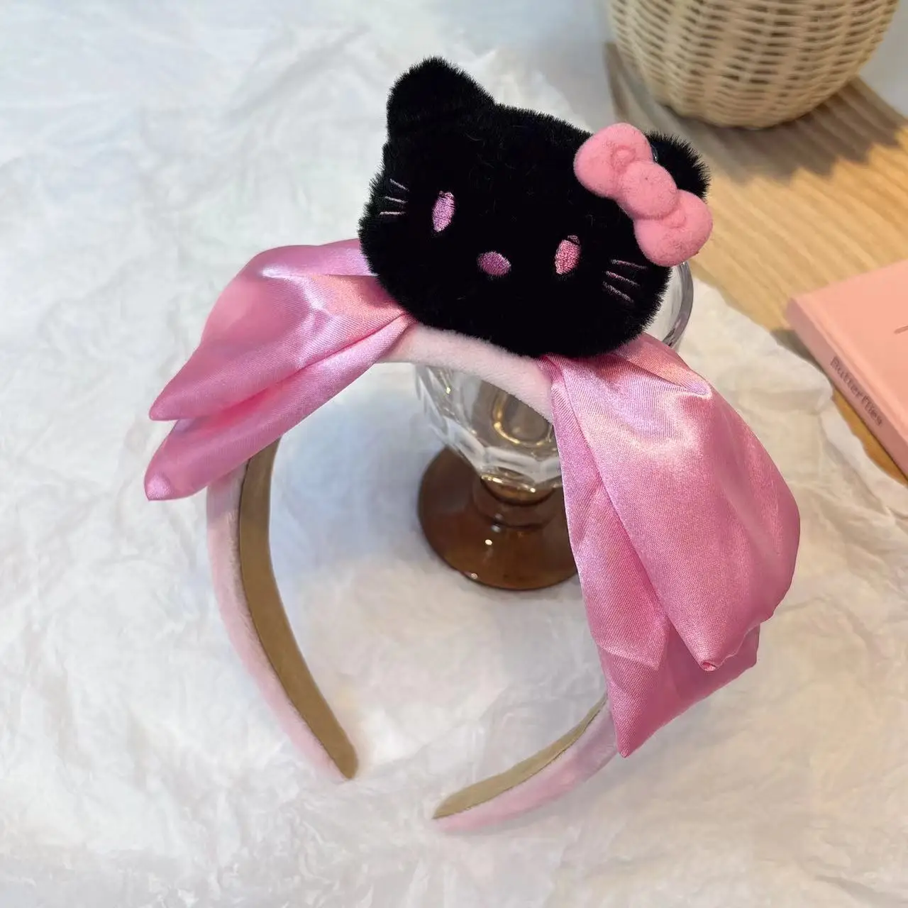 KT Bow Headband Women Cute Cartoon Hair Stamp 2024